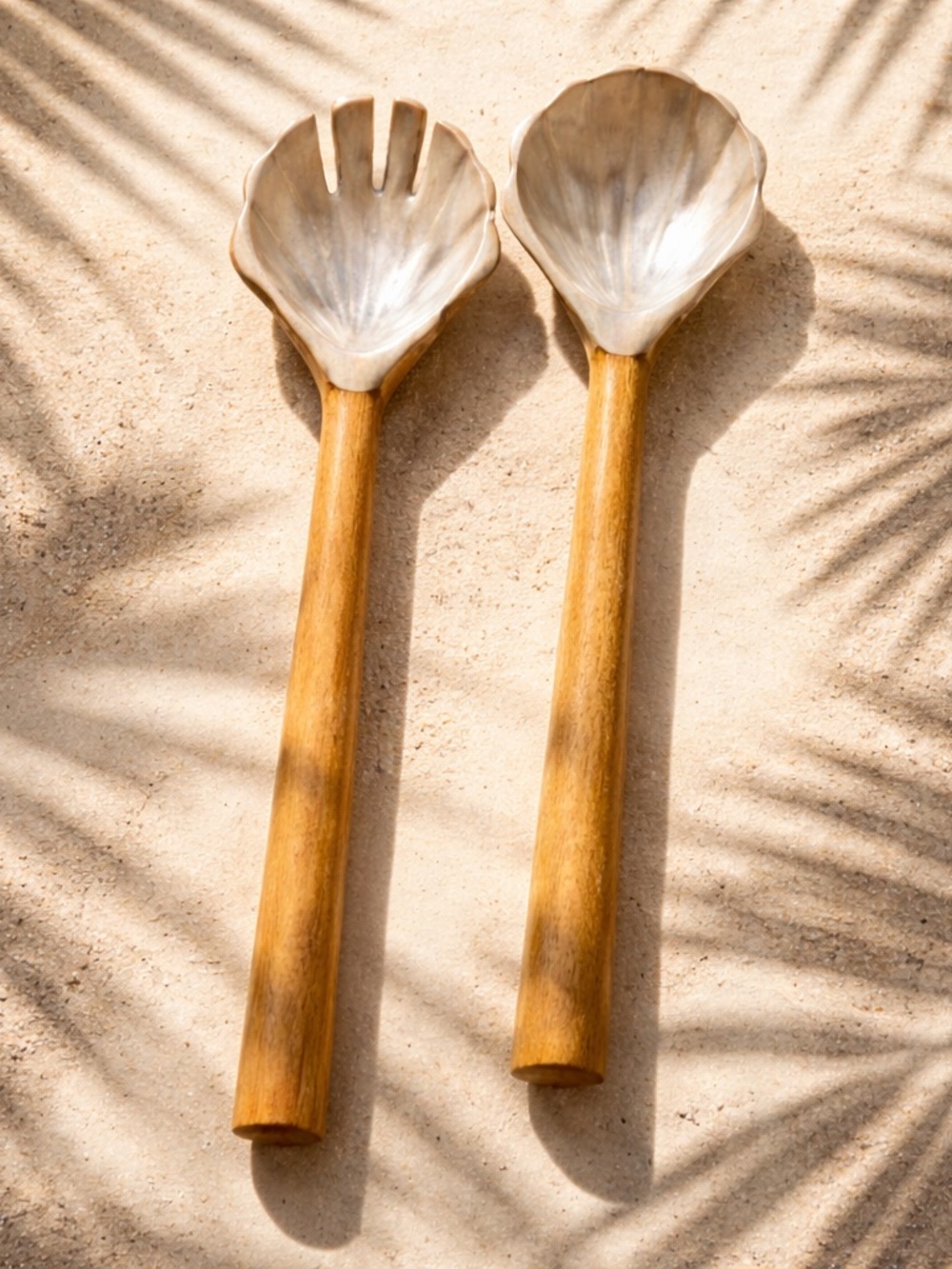 NWOT Shell Serving Spoons - Picture 1 of 2